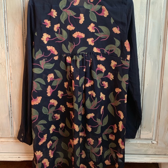 Anthropologie MAEVE Sheer Hi Low Button Up E1 - Picture 2 of 3